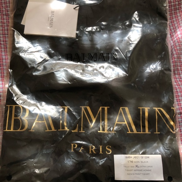 Men’s balmain t shirt - Picture 3 of 8